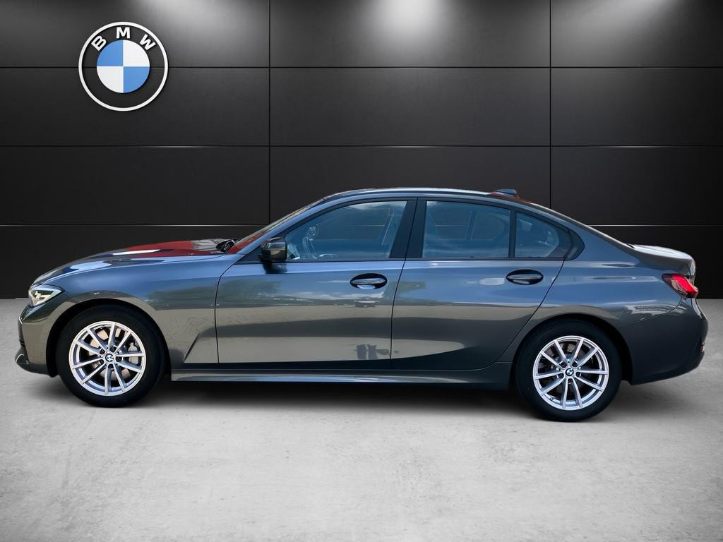 BMW 3 Serie 330 Advantage pakket Sedan 330i