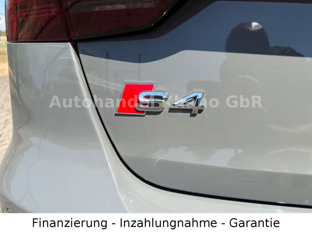 Audi S4