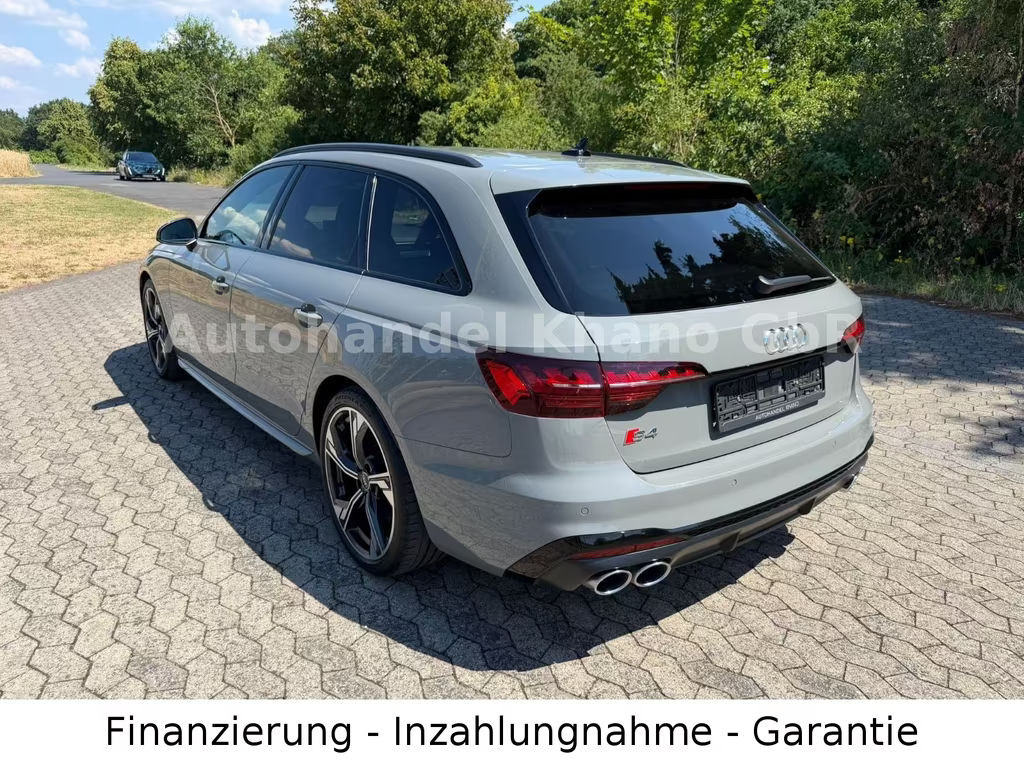 Audi S4