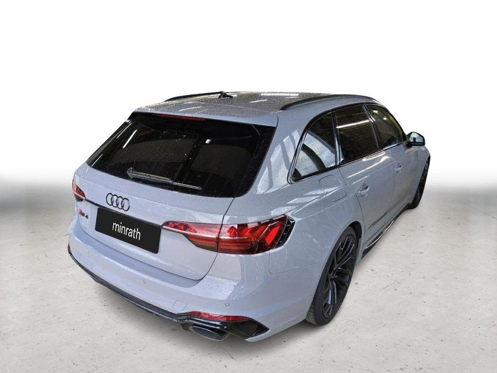 Audi RS4