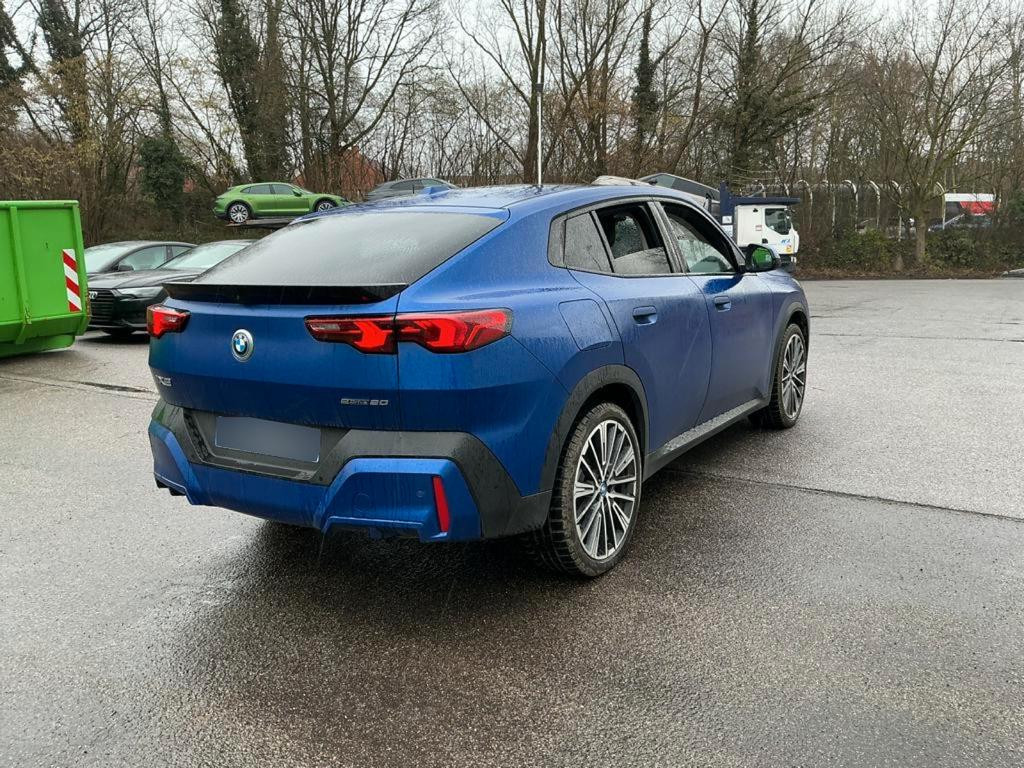 BMW iX2