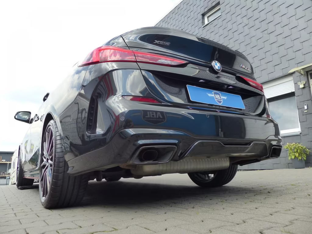BMW M235