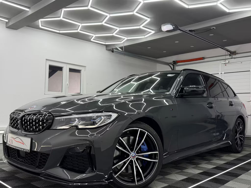 BMW M340 xDrive Sedan