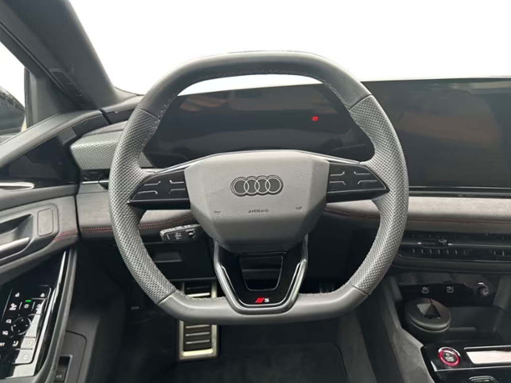 Audi S6 e-tron