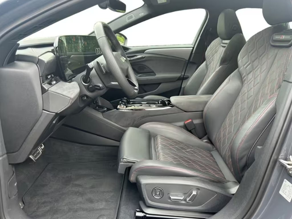 Audi S6 e-tron