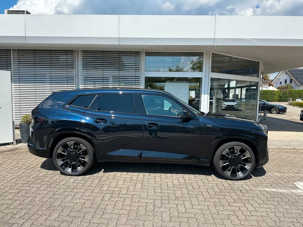 BMW XM