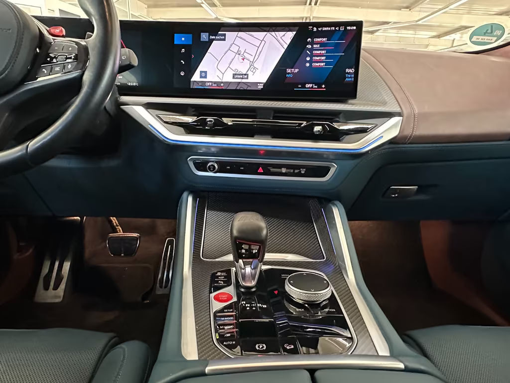 BMW XM