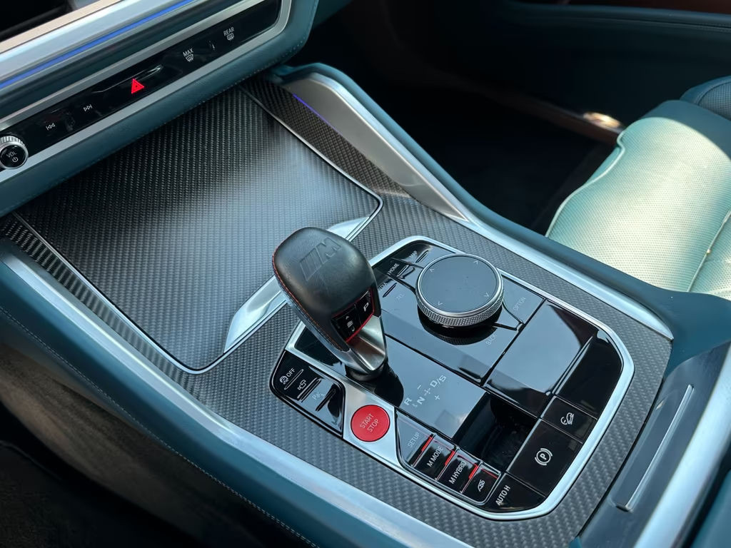 BMW XM