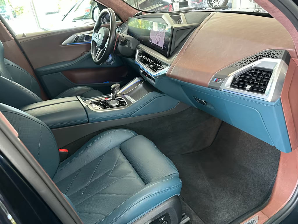 BMW XM