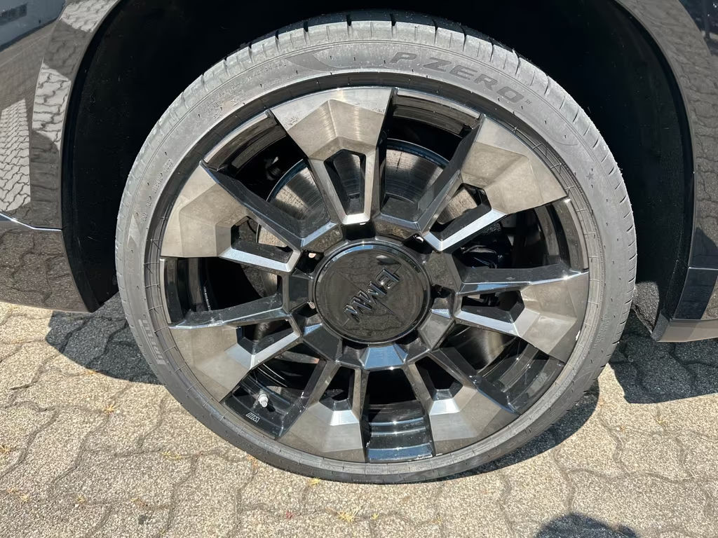 BMW XM