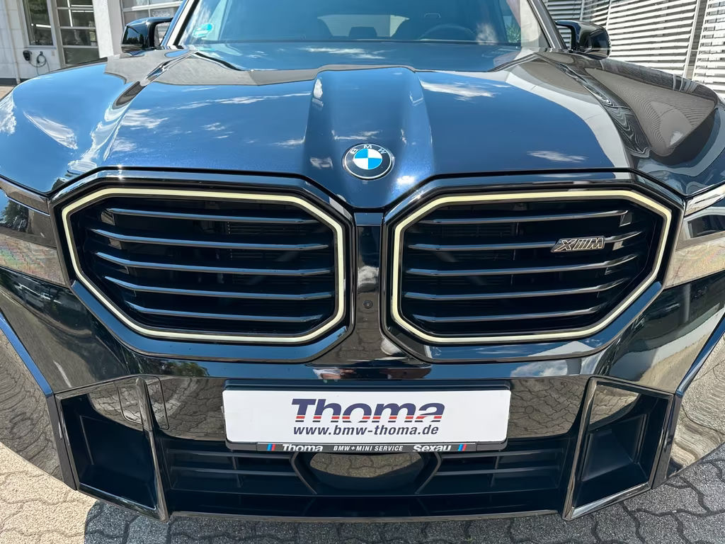 BMW XM