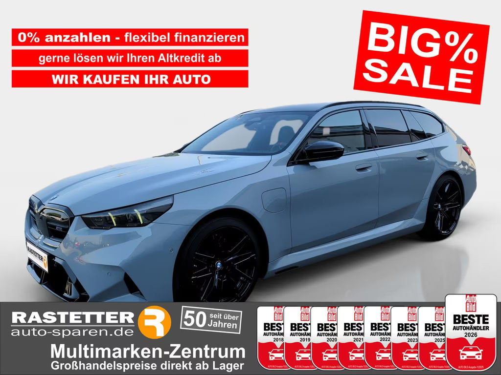 BMW M5 Touring 305km/h+AHK+Pano+B&W+Sitzlüft+ACC+360