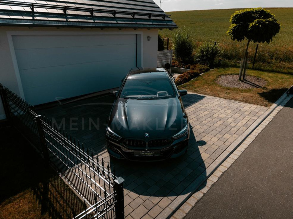 BMW M850