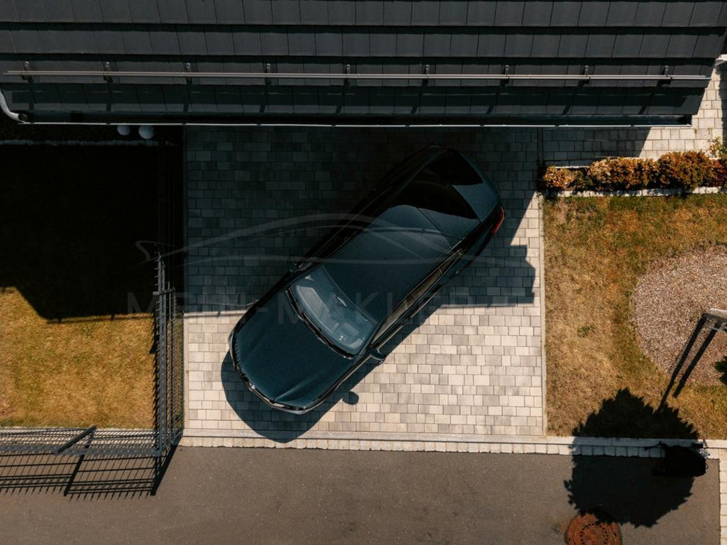 BMW M850