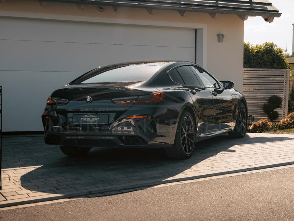 BMW M850