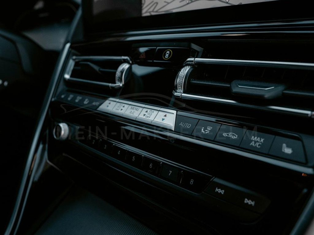 BMW M850
