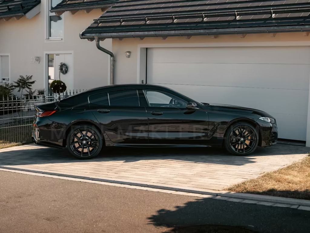 BMW M850