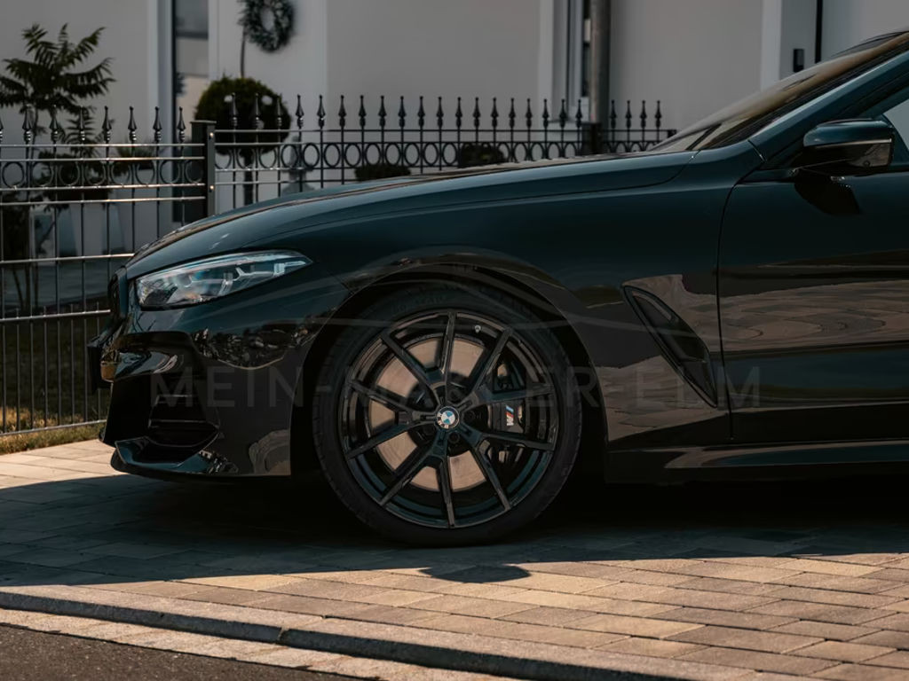 BMW M850