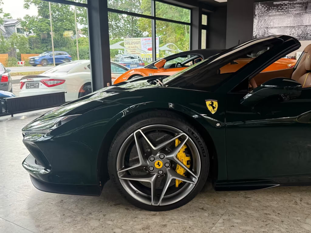 Ferrari F8
