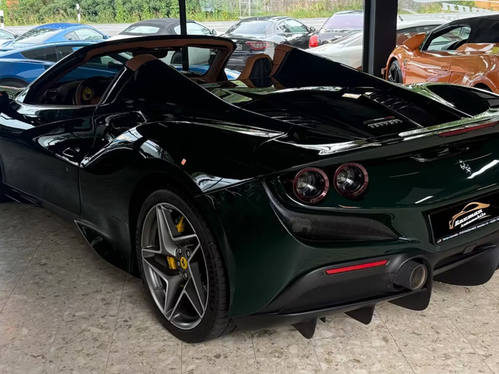 Ferrari F8