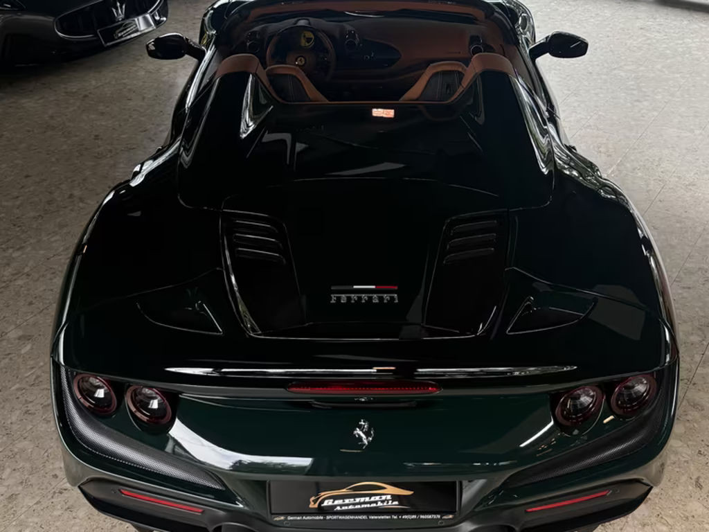 Ferrari F8