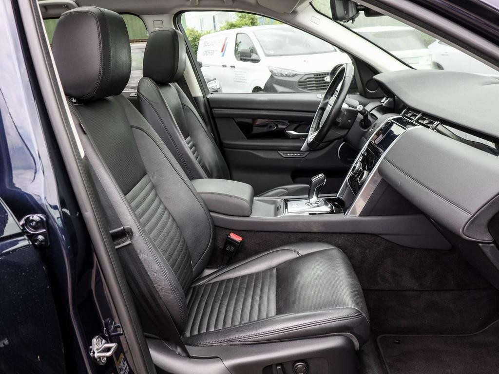 Land Rover Discovery Sport SE AWD