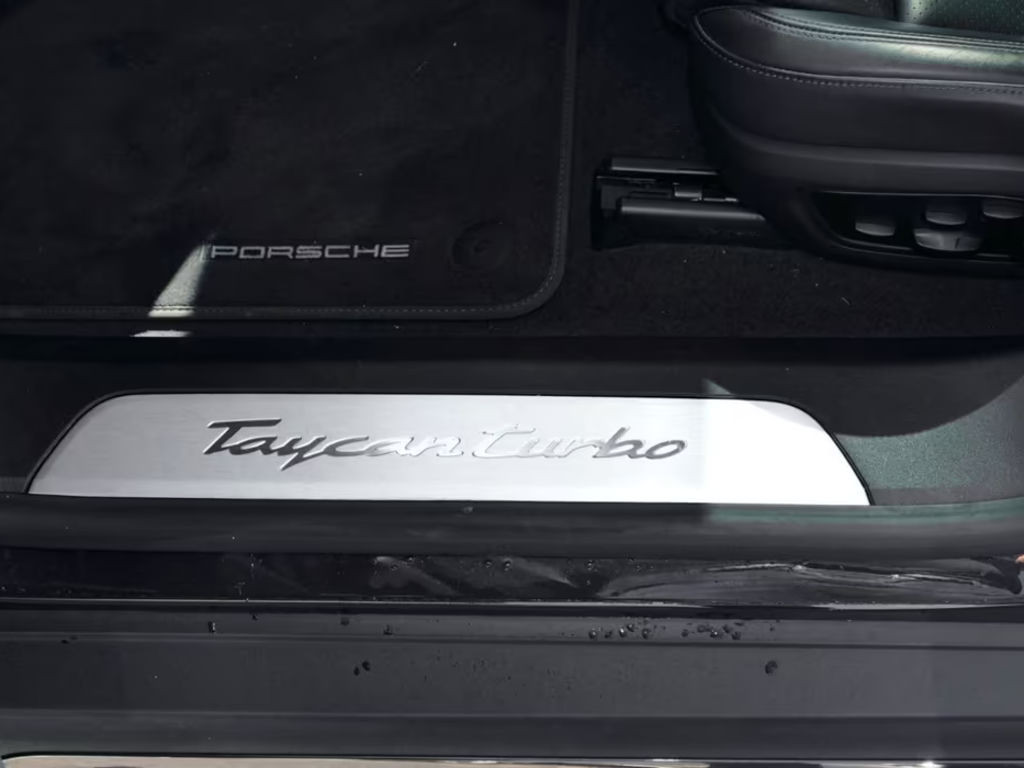 Porsche Taycan