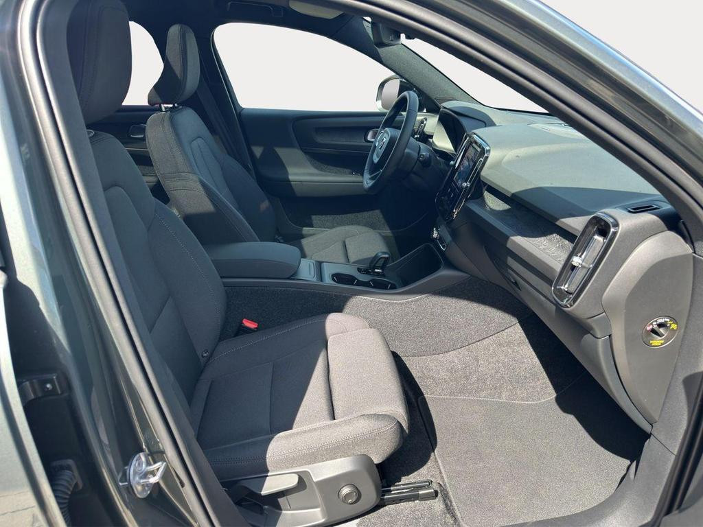 Volvo EX40