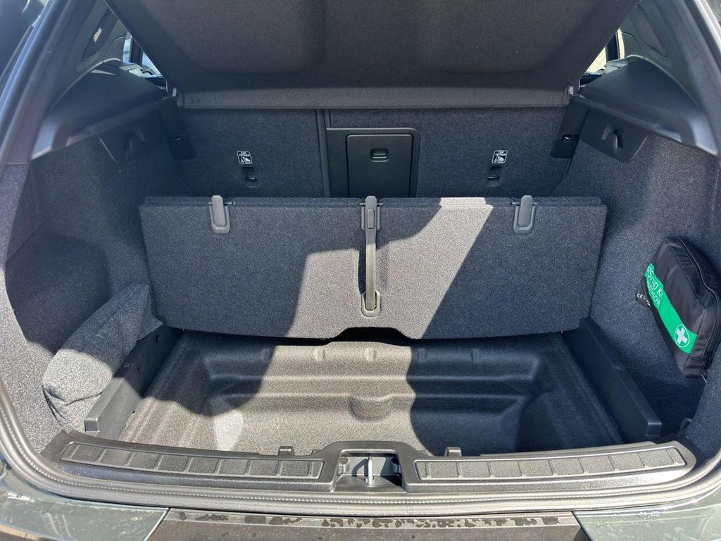 Volvo EX40