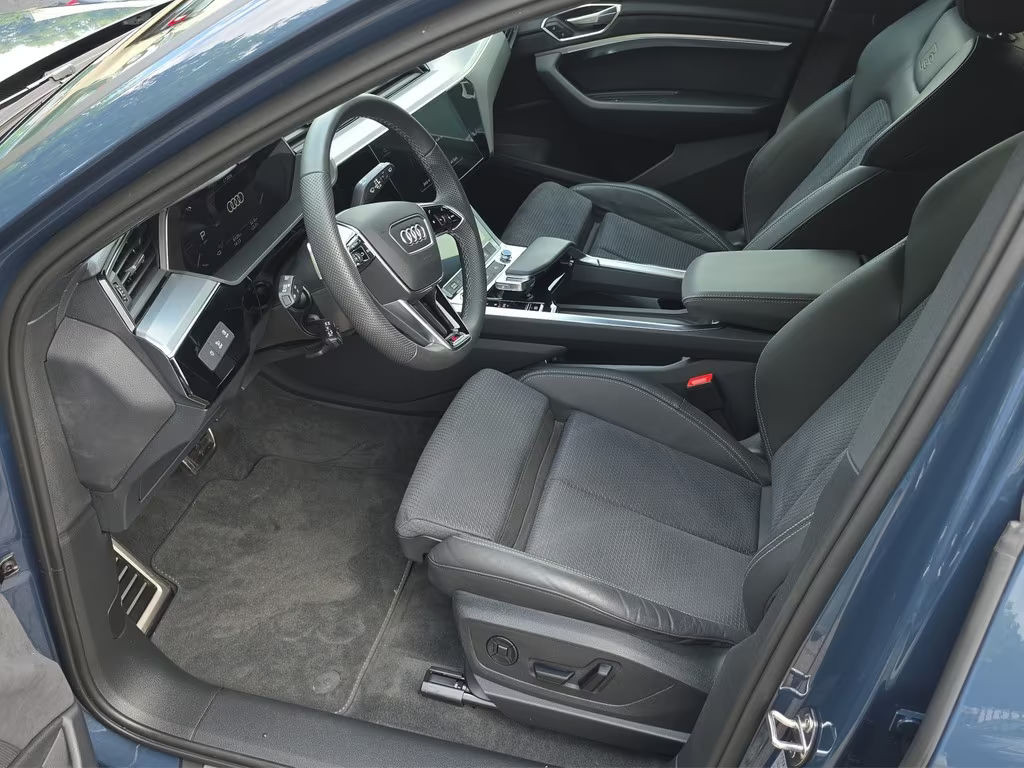 Audi Q8 e-tron