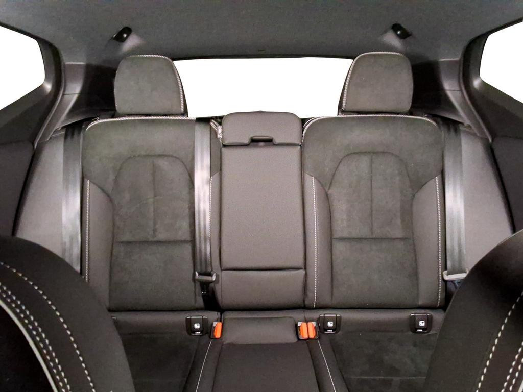 Volvo EX40