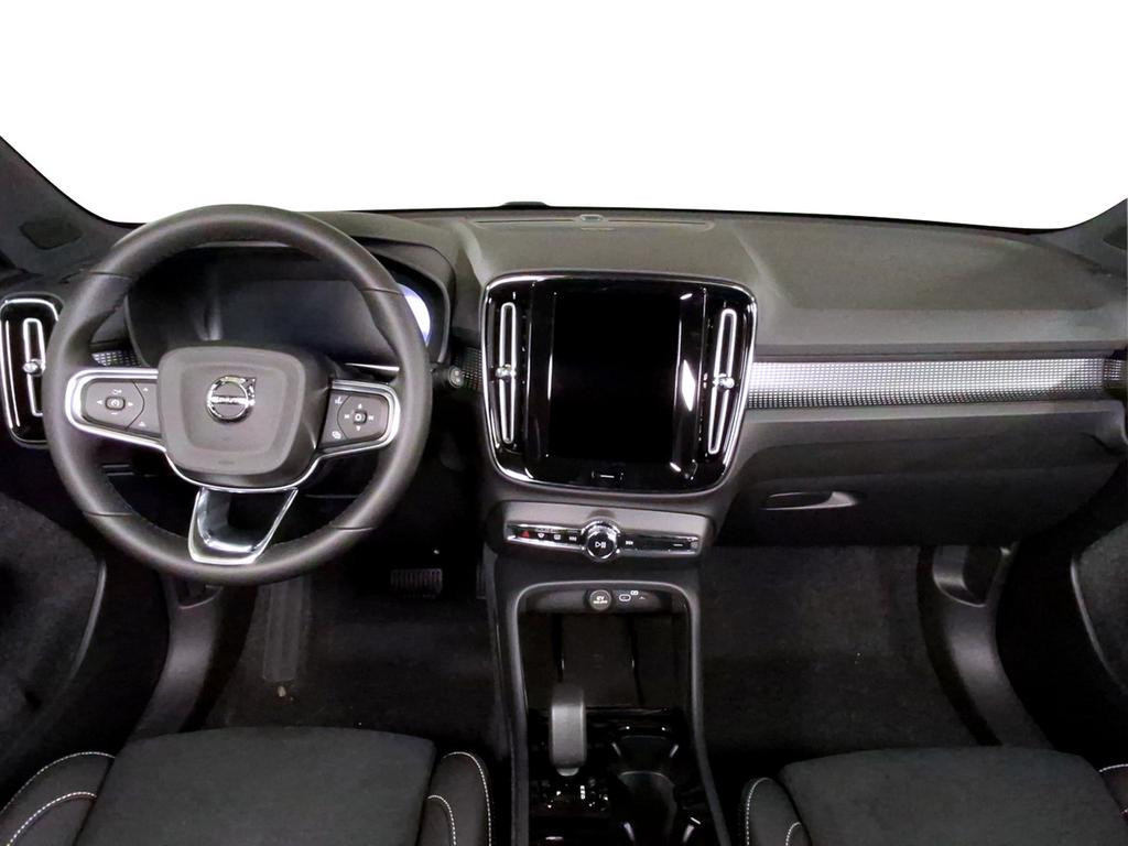 Volvo EX40
