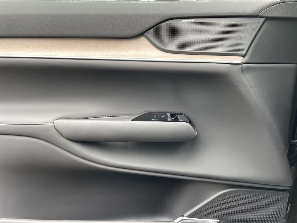 Volvo EX90