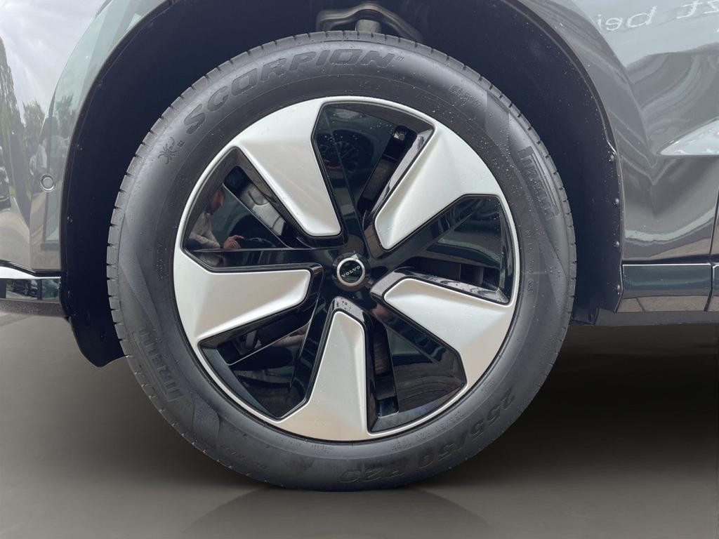 Volvo EX90