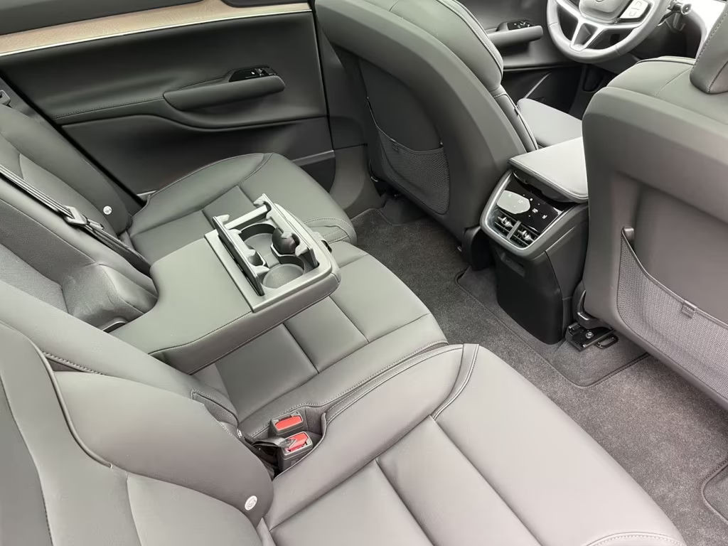 Volvo EX90