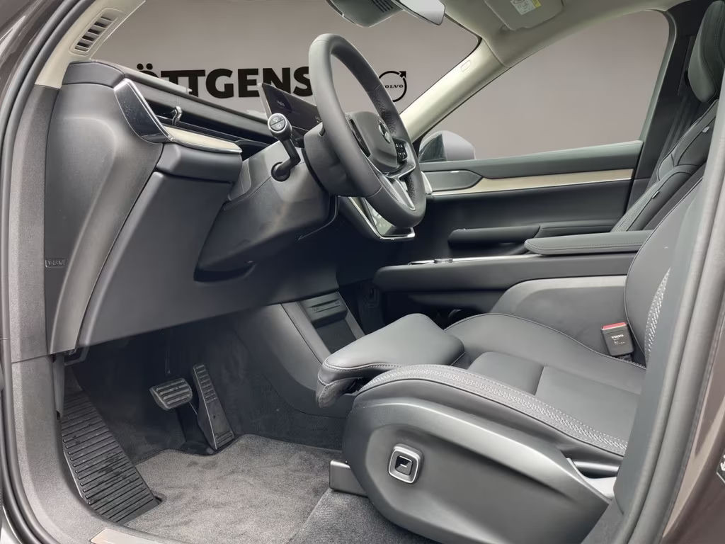 Volvo EX90