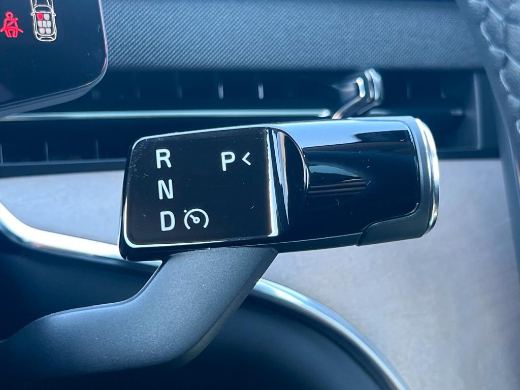 Volvo EX90