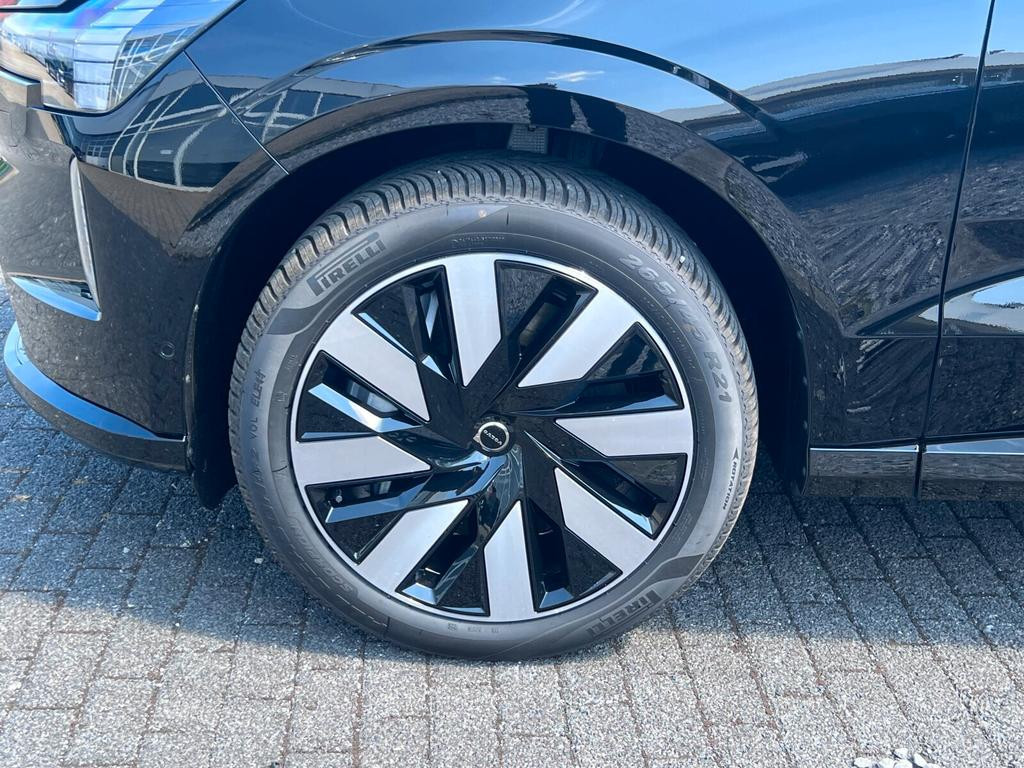 Volvo EX90