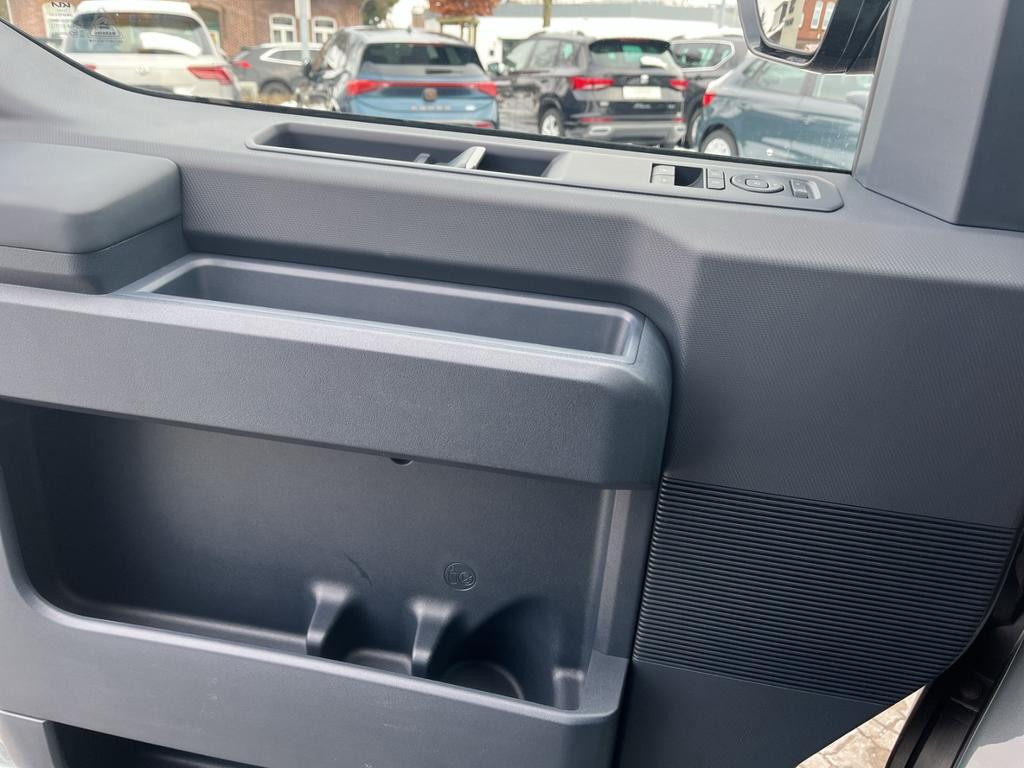 Kia PV5 Passenger