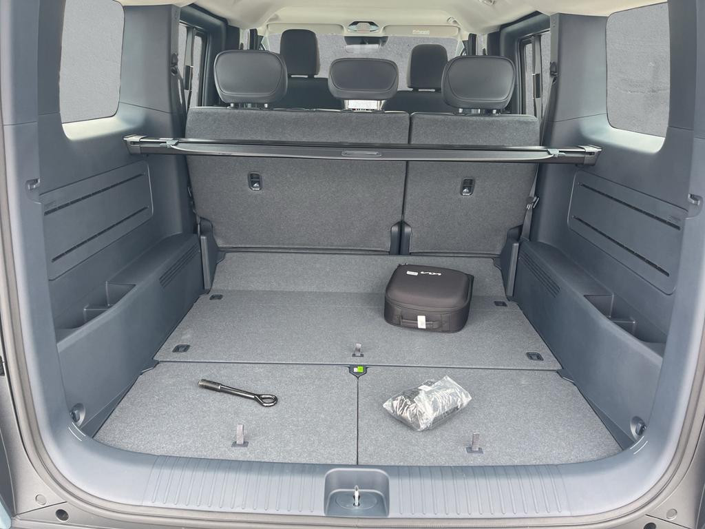 Kia PV5 Passenger