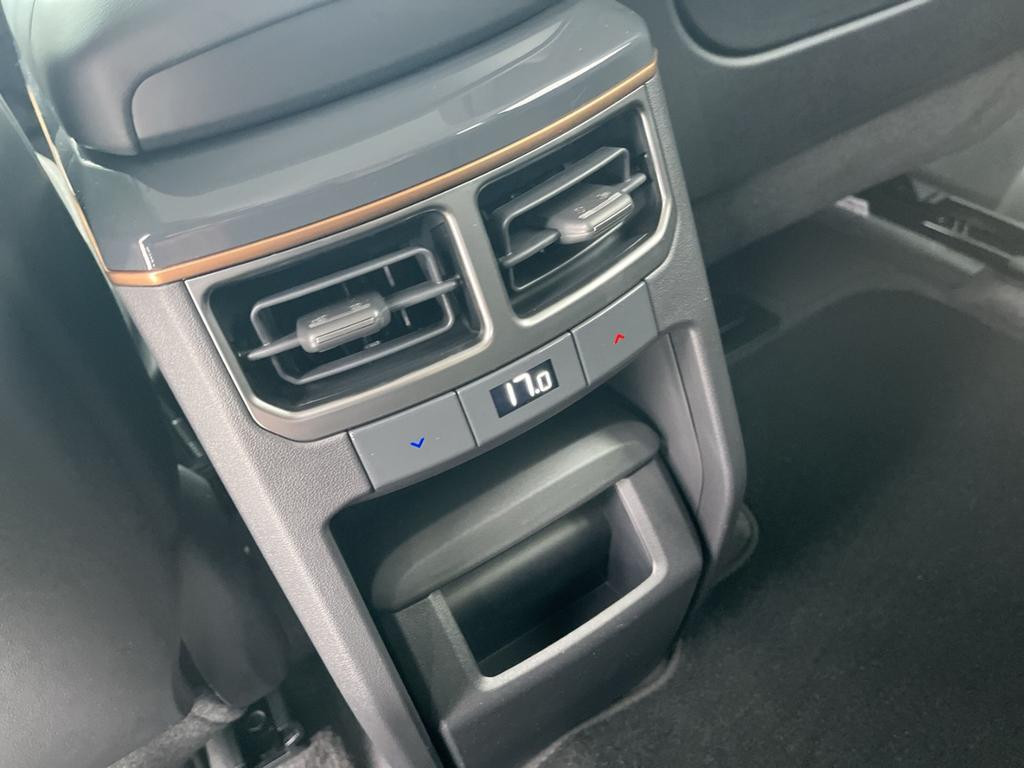 Kia EV5