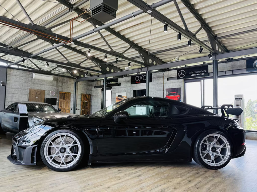 Porsche Cayman