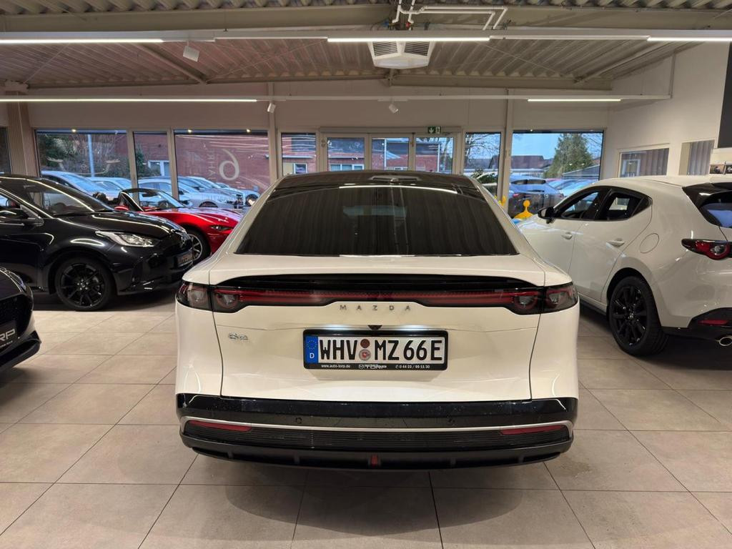 Mazda 6e