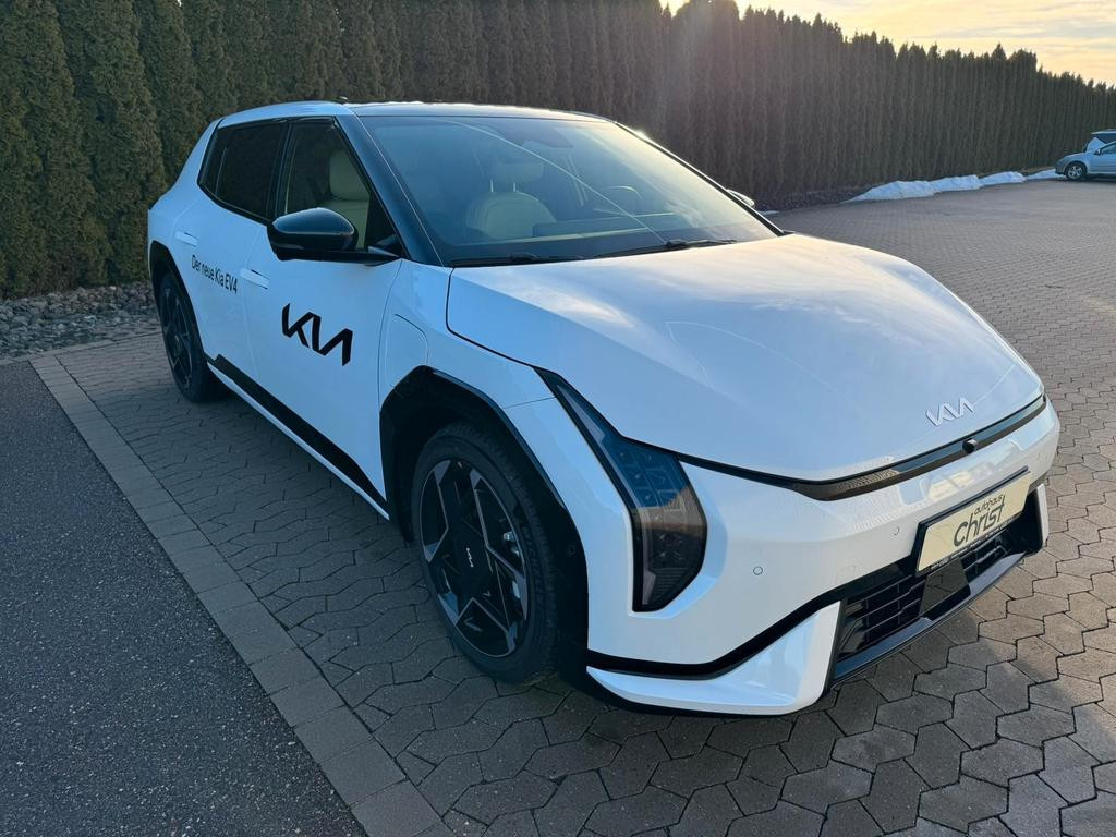 Kia EV4
