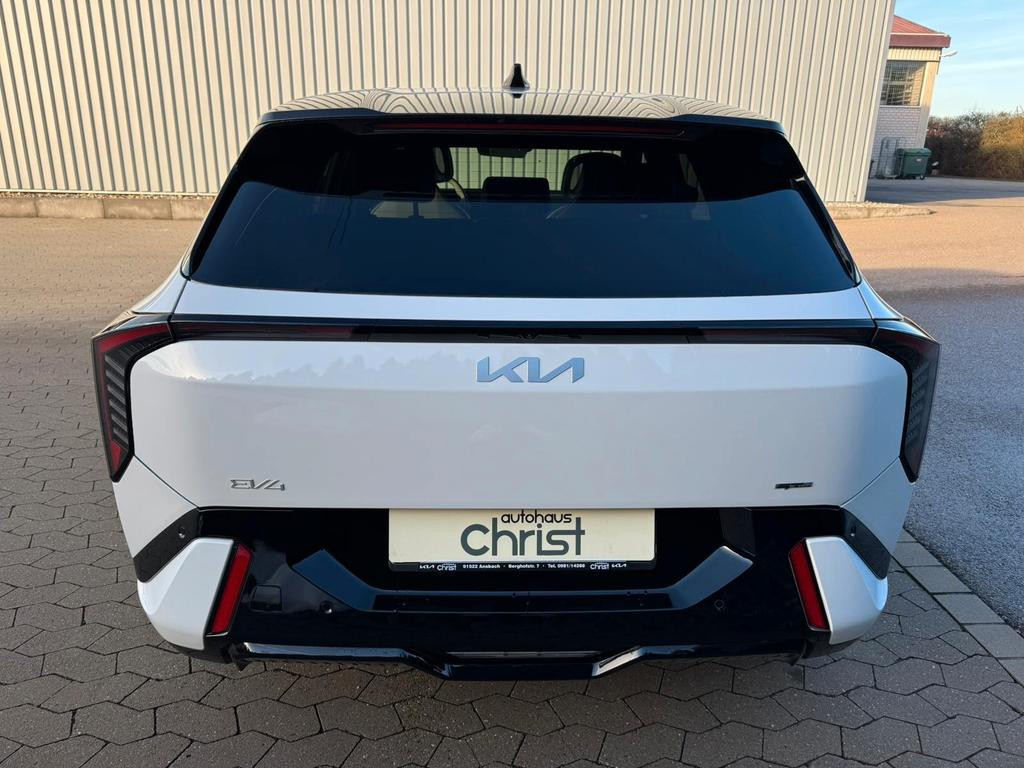 Kia EV4