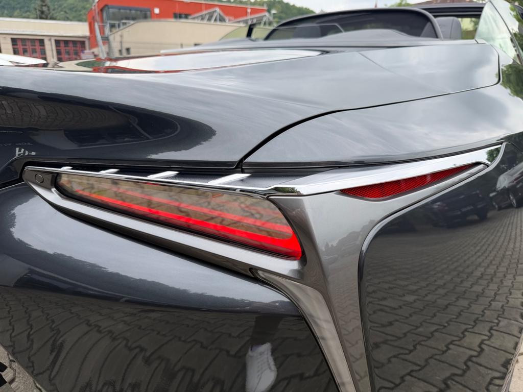 Lexus LC
