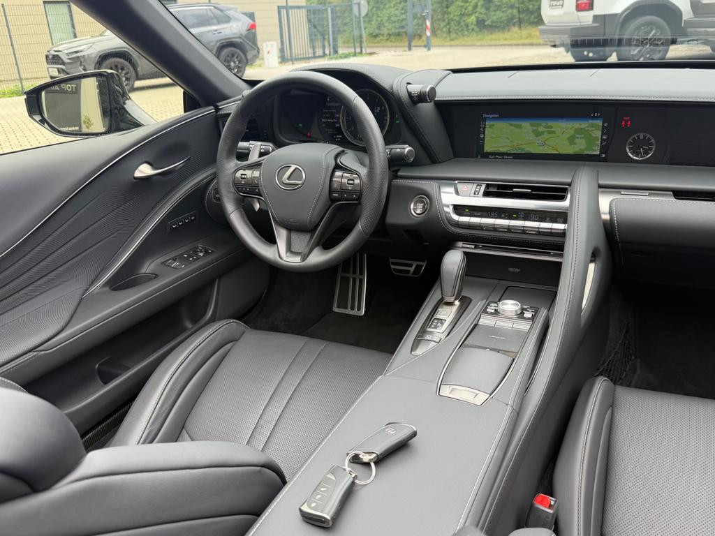 Lexus LC