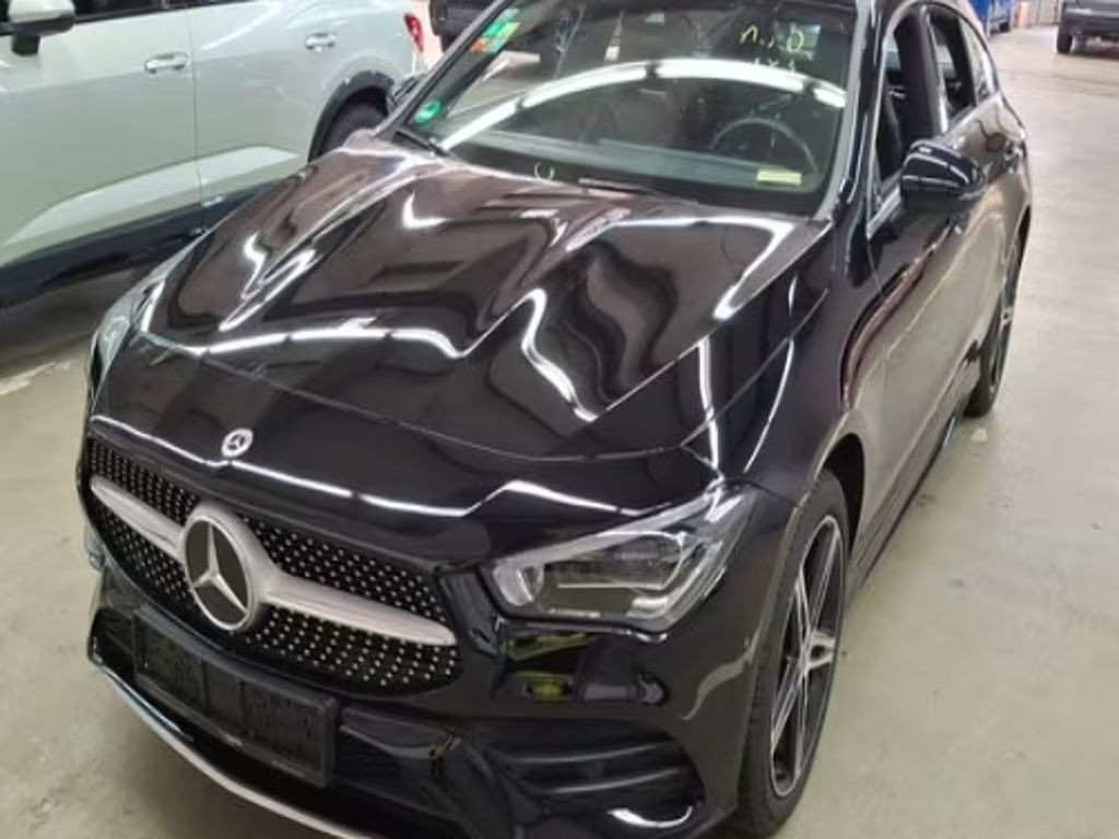 Mercedes-Benz CLA-Klasse CLA 250 AMG Line Shooting Brake CLA 250 e