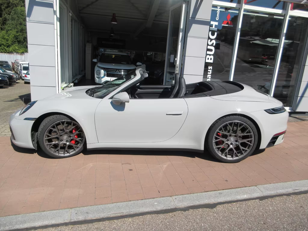 Porsche 911 4S 992 Carrera Cabriolet