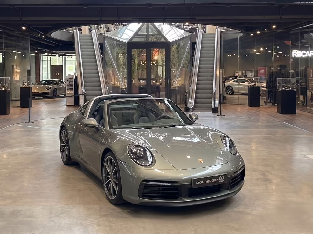 Porsche 911
